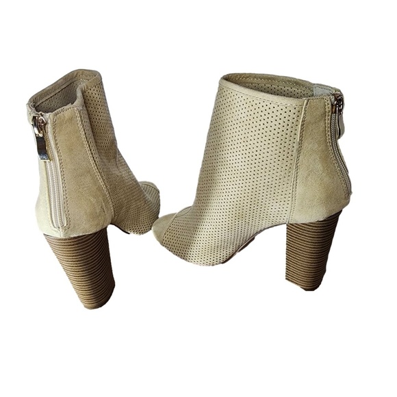 JustFab Mosha Natural Peep Toe Boot Size 6M - Picture 7 of 10